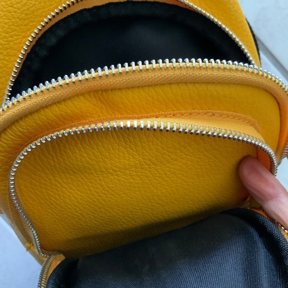 Italian Shoulder  Bag - Picture 4 of 6